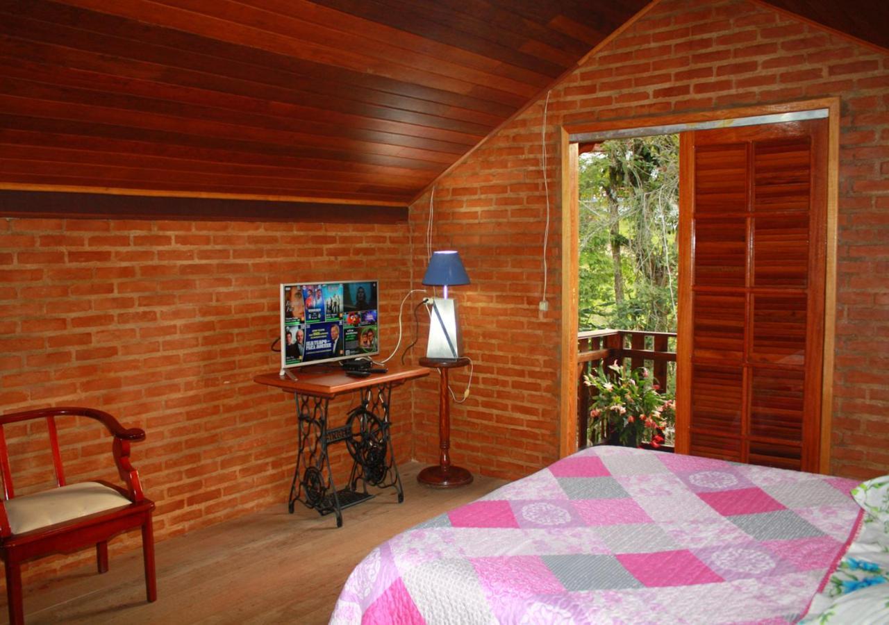 Casa Dona Zeze Villa วิสกอนจิ จิ เมาอา ภายนอก รูปภาพ